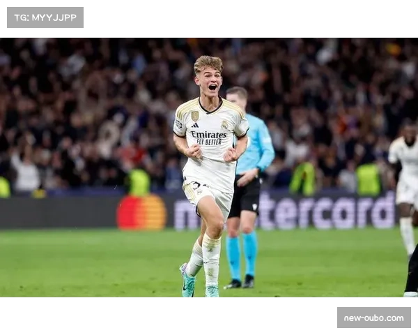 意甲新星尼科·帕斯爆发包揽各项奖项皇马斥资1000万锁定回购